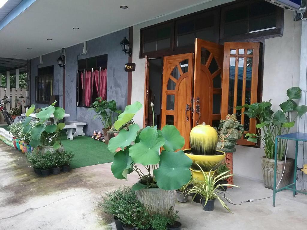 Sawang Guesthouse Ban Sawang Yai Dış mekan fotoğraf